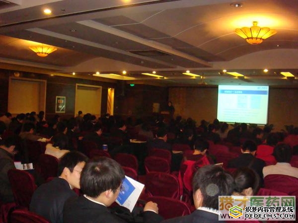 直击中国药科大学2009年校园招聘会现场